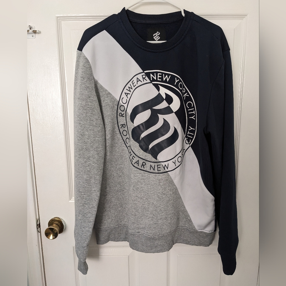 Rocawear Men's Black and Gray Sweater